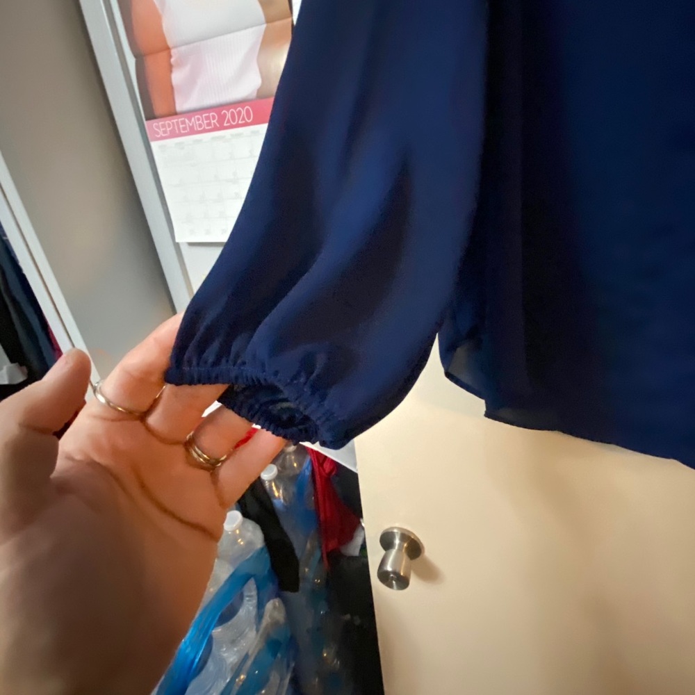 Blouse - Picture 2 of 4